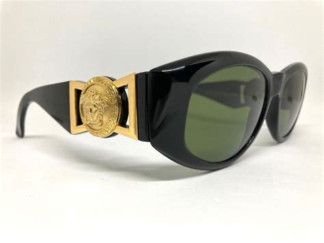 Gianni Versace Sunglasses Mod 424 C RH Col 852 Bk Authentic .